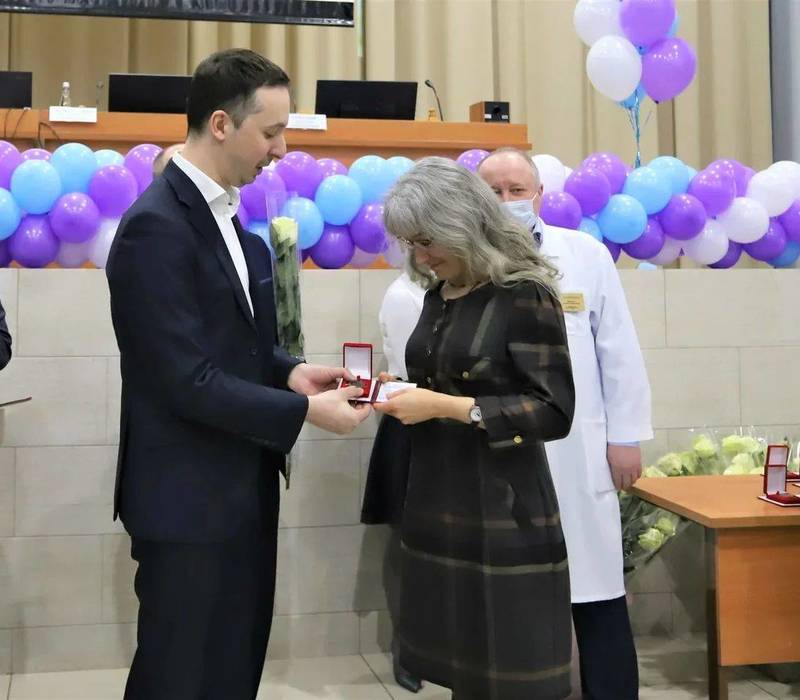 Женщинам-медикам вручены награды Минздрава РФ и губернатора Нижегородской области 