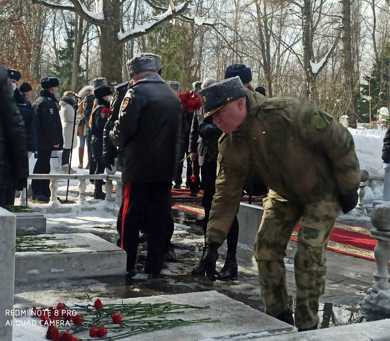 Память сотрудников Волго-Вятского РУБОПа, погибших при исполнении служебного долга, почтили в Нижнем Новгороде