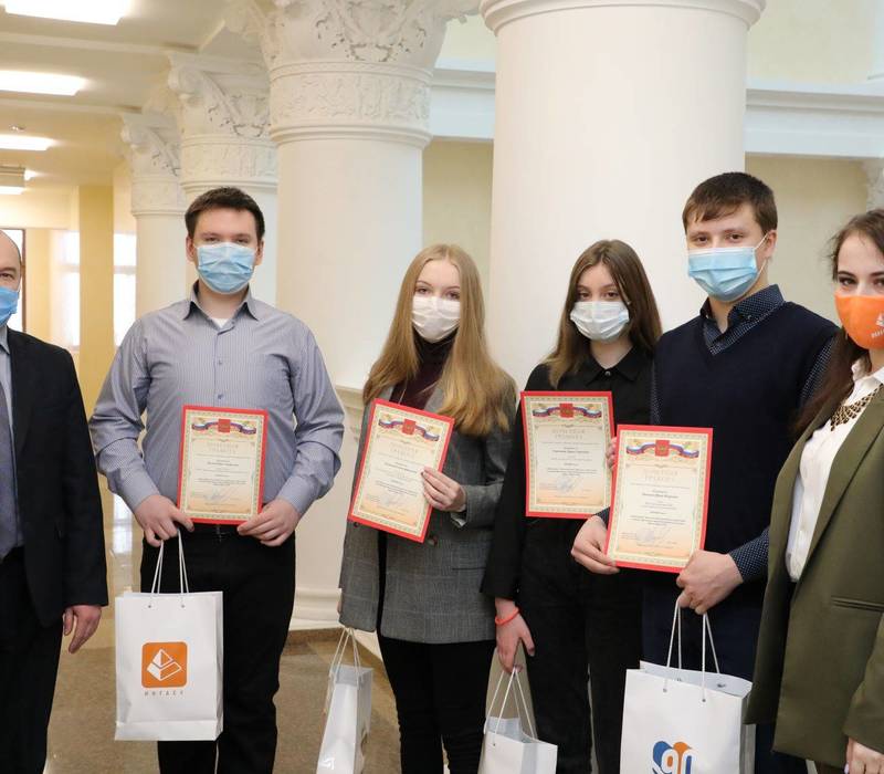 Победителей экологической викторины наградили в Министерстве экологии и природных ресурсов 