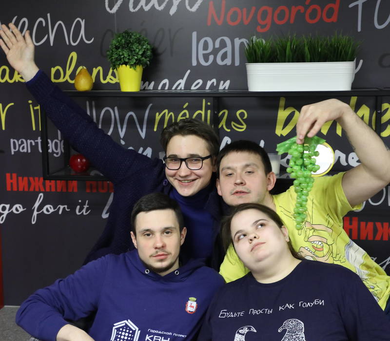Дерзай, Галя! Женщина в меховой шапке еще повеселит зрителей Первого канала