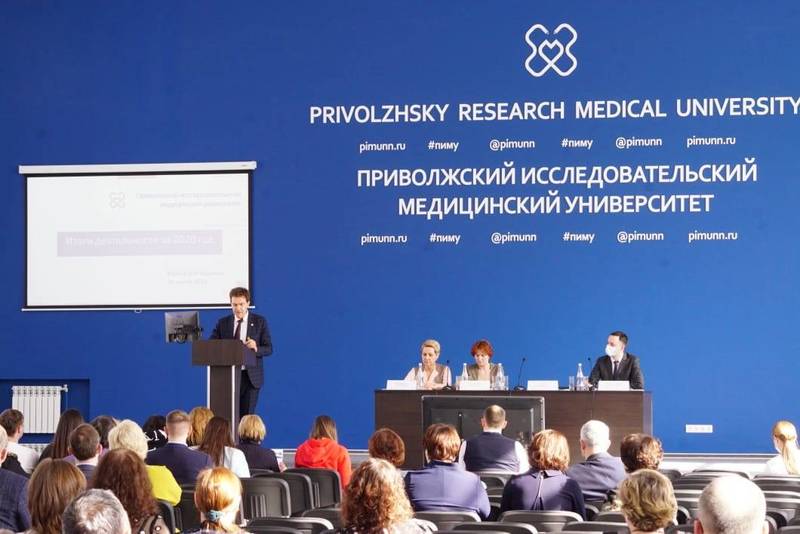Давид Мелик-Гусейнов: «Наполнение системы здравоохранения кадрами – одна из ключевых задач правительства региона»