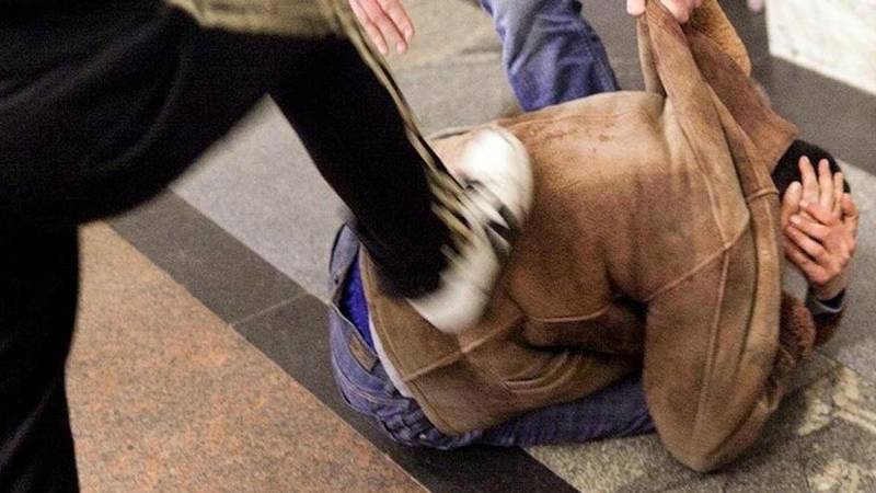 Володарские подростки до смерти забили пенсионера