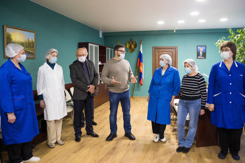 Депутаты Госдумы помогают медучреждениям во время пандемии 