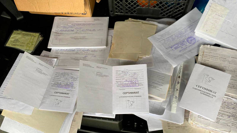 В Нижегородской области полицейские установили подозреваемую в изготовлении фиктивных документов о вакцинации 