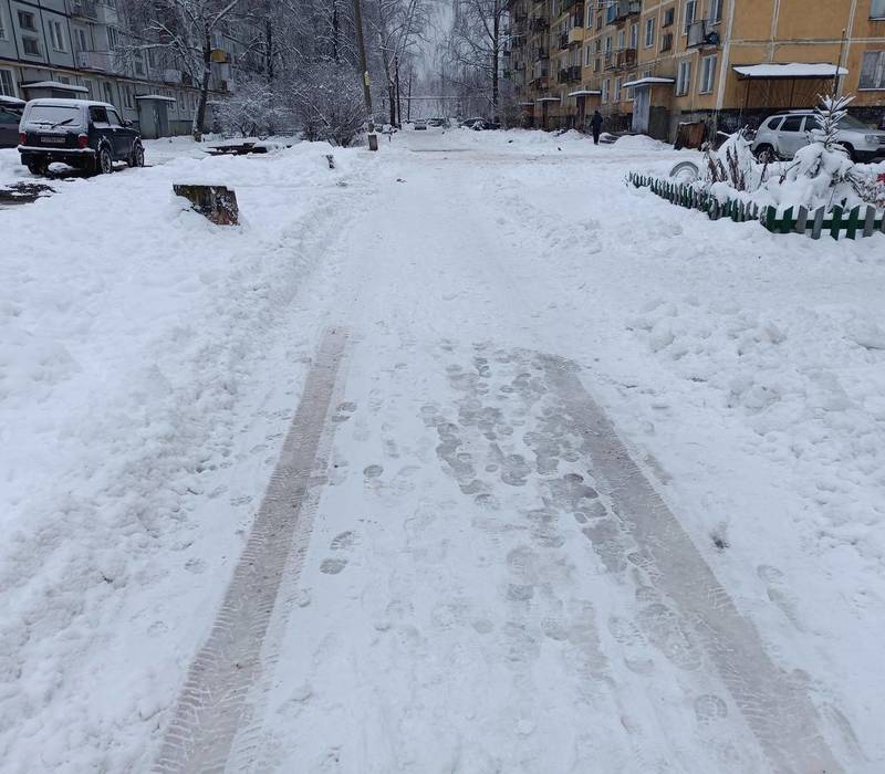 Больше 50 протоколов составил Балахнинский отдел ГЖИ за некачественную уборку дворов и сосульки на крышах