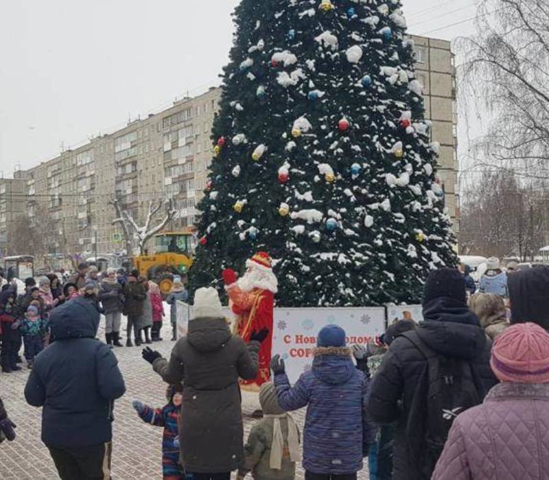 36 новогодних праздников проведут волонтеры во всех районах Нижнего Новгорода 