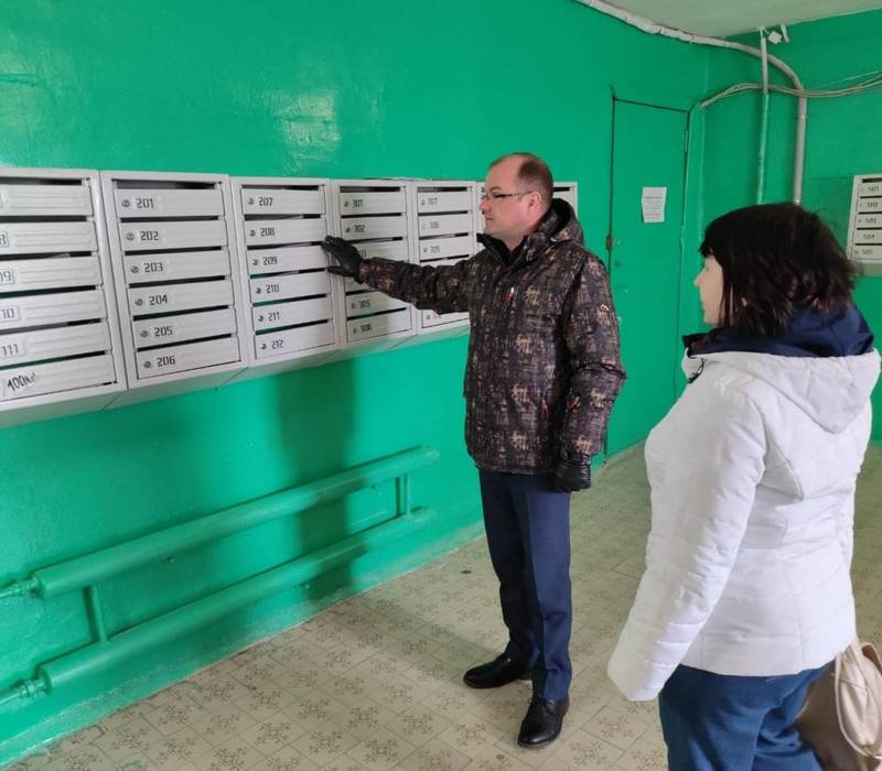 Дзержинские коммунальщики с начала года отремонтировали по требованию Нижегородской ГЖИ 11 подъездов