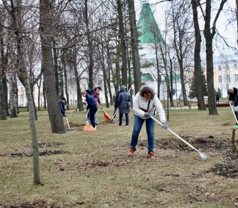В Нижегородском кремле прошел экологический субботник 