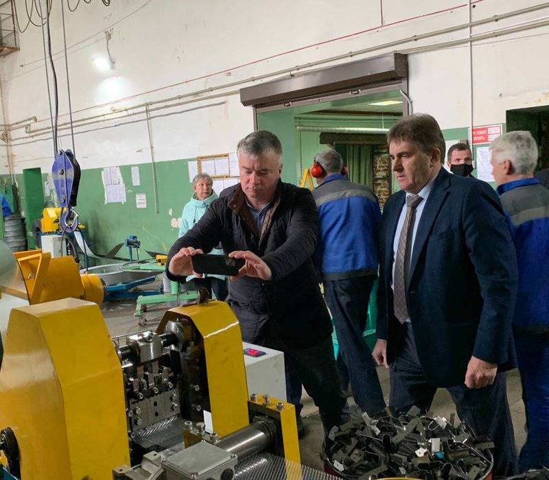Депутат Госдумы Артем Кавинов проверил работы по благоустройству общественных пространств в Городце