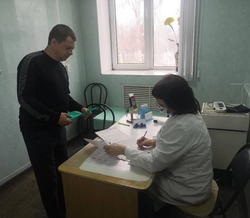 Врачи-наркологи напомнили водителям нижегородского общественного транспорта об опасности употребления алкоголя перед выходом в рейс