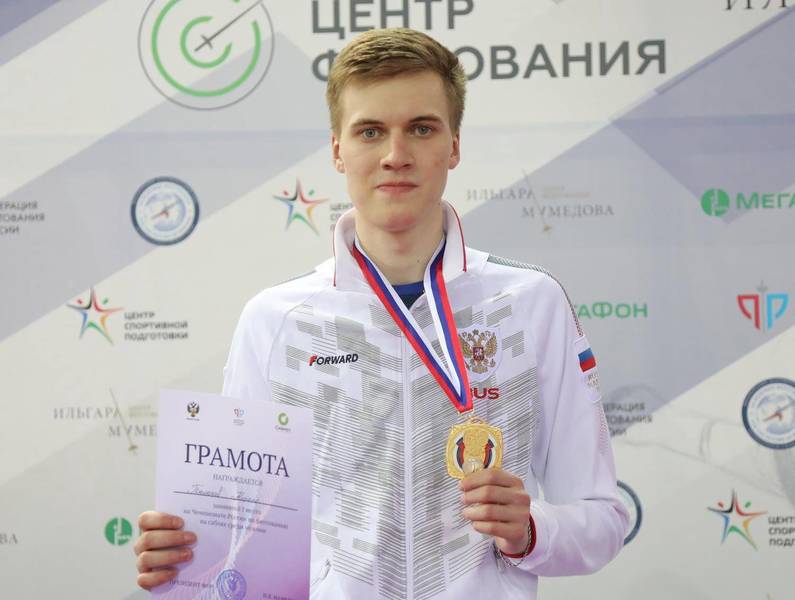 Арзамасский саблист Кирилл Тюлюков стал чемпионом России по фехтованию 