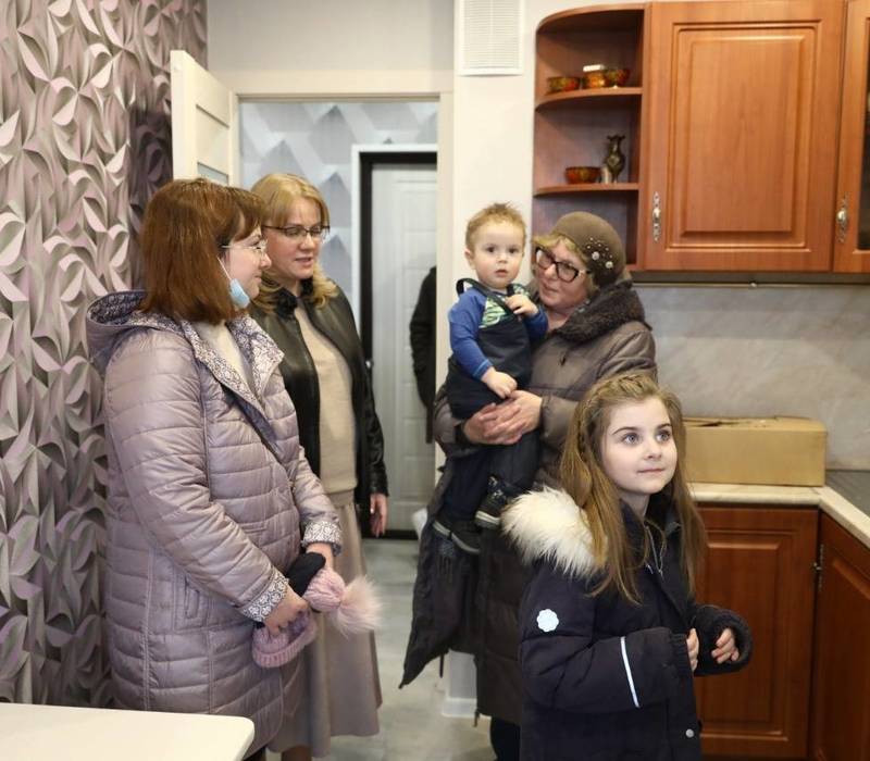 Первая семья жителей Донбасса заселилась в арендованную квартиру в Нижнем Новгороде