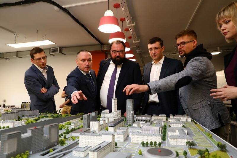 Максут Шадаев и Глеб Никитин провели встречу с нижегородскими представителями ИТ-отрасли