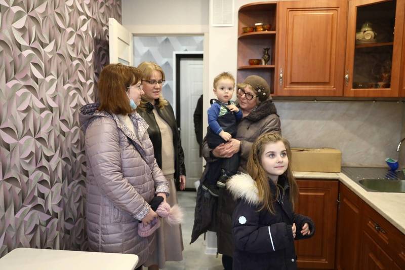 Первая семья жителей Донбасса заселилась в арендованную квартиру в Нижнем Новгороде