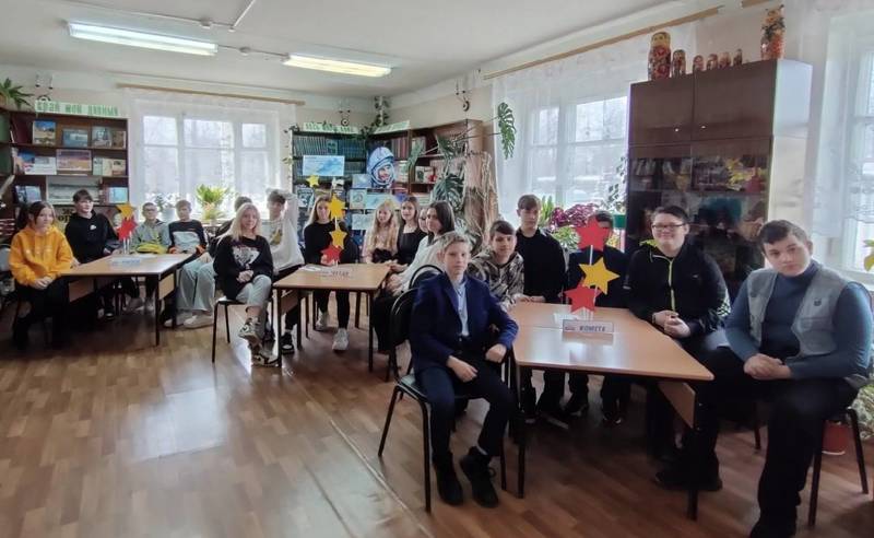 Нижегородские школьники и студенты приняли участие в командных интеллектуальных играх «РосКвиз», посвященных Дню космонавтики