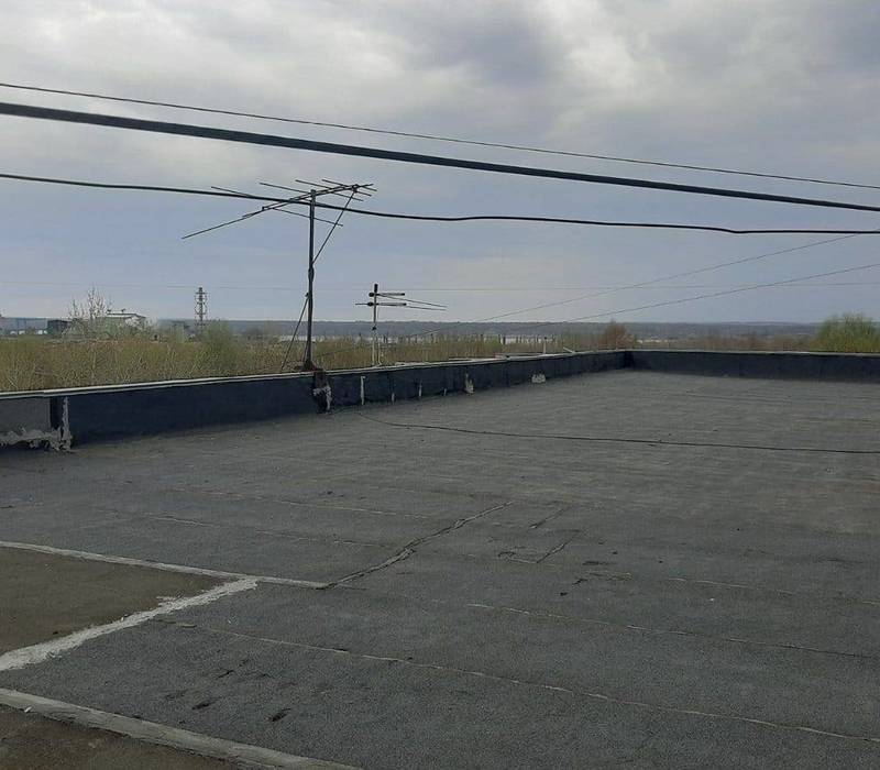 По требованию Балахнинского отдела нижегородской Госжилинспекции с начала года отремонтировано восемь крыш домов