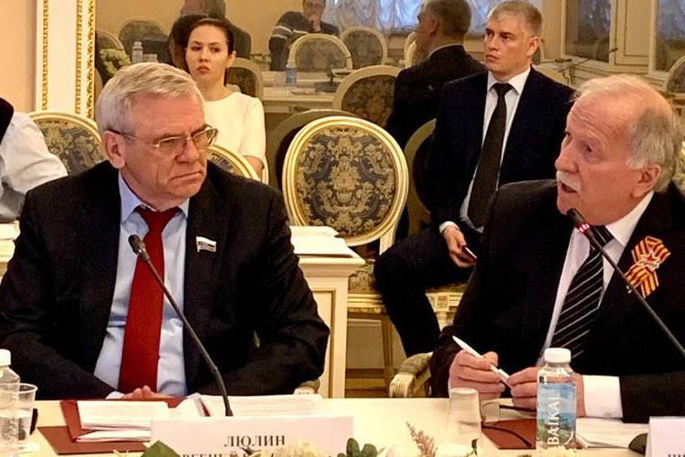 Евгений Люлин: "Введение в сельскохозяйственный оборот неиспользуемых пахотных земель является фактором обеспечения продовольственной безопасности в условиях западных санкций"