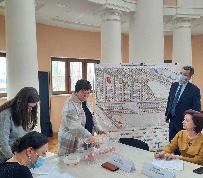 Нижегородское Минимущества провело первую в этом году жеребьевку участков для индивидуального жилищного строительства