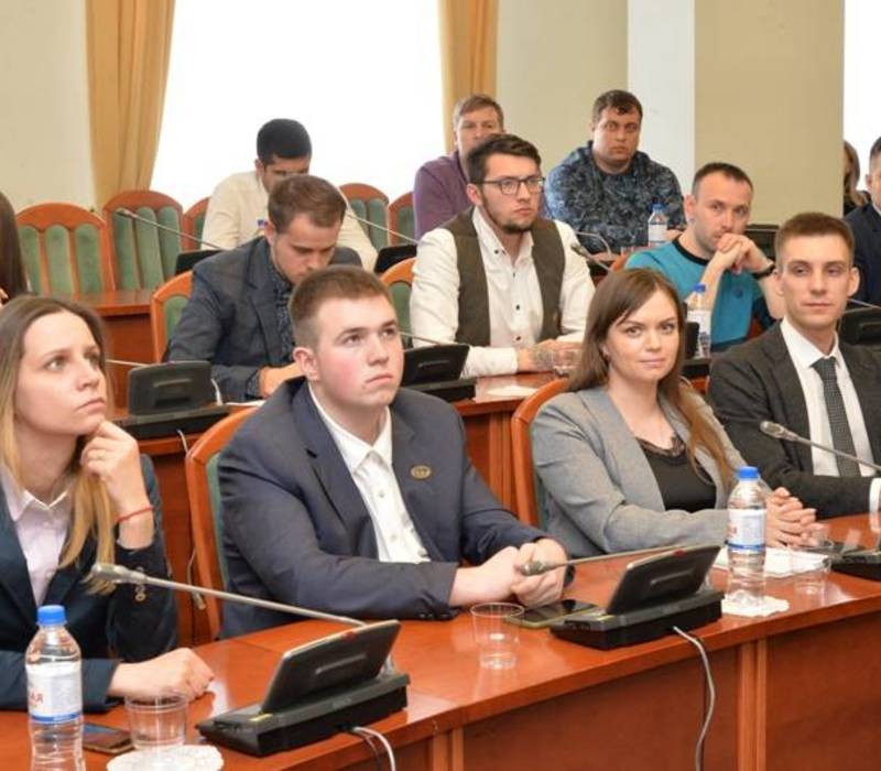 Заседание Молодежного парламента VII состава состоялось в Законодательном Собрании Нижегородской области 