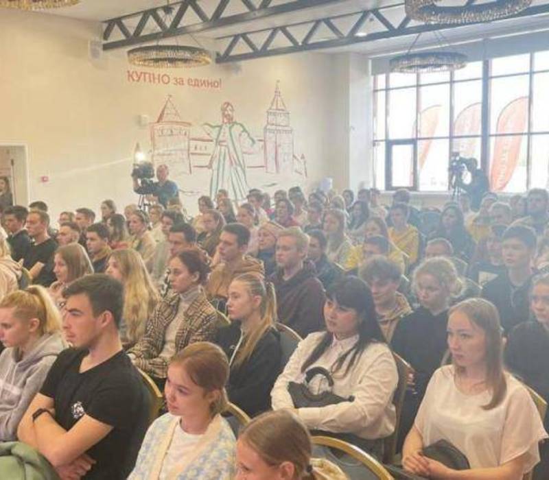 Нижегородские Волонтеры Победы прошли обучение для сопровождения «Бессмертного полка» 