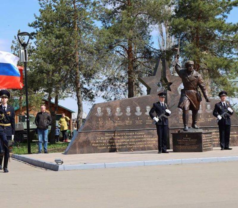 Нижегородские полицейские почтили память воинов, погибших в борьбе с фашистскими захватчиками