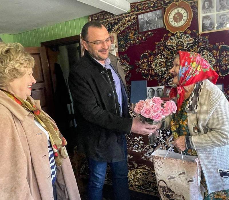 Ветераны Нижегородской области получают поздравления с Днем Победы, все слова благодарности звучат сегодня в их адрес