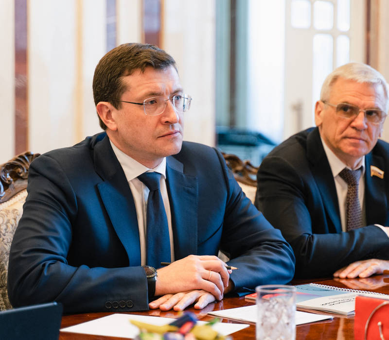 Глеб Никитин провел встречу с чрезвычайным и полномочным послом РФ в Республике Беларусь Борисом Грызловым