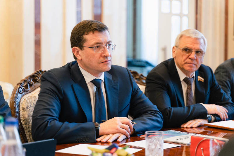 Глеб Никитин провел встречу с чрезвычайным и полномочным послом РФ в Республике Беларусь Борисом Грызловым