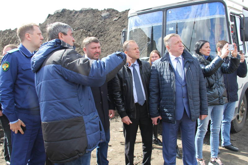 Владислав Атмахов: «Шуваловская свалка – беспокоит местных жителей уже на протяжении многих лет и наносит существенный вред экологии»