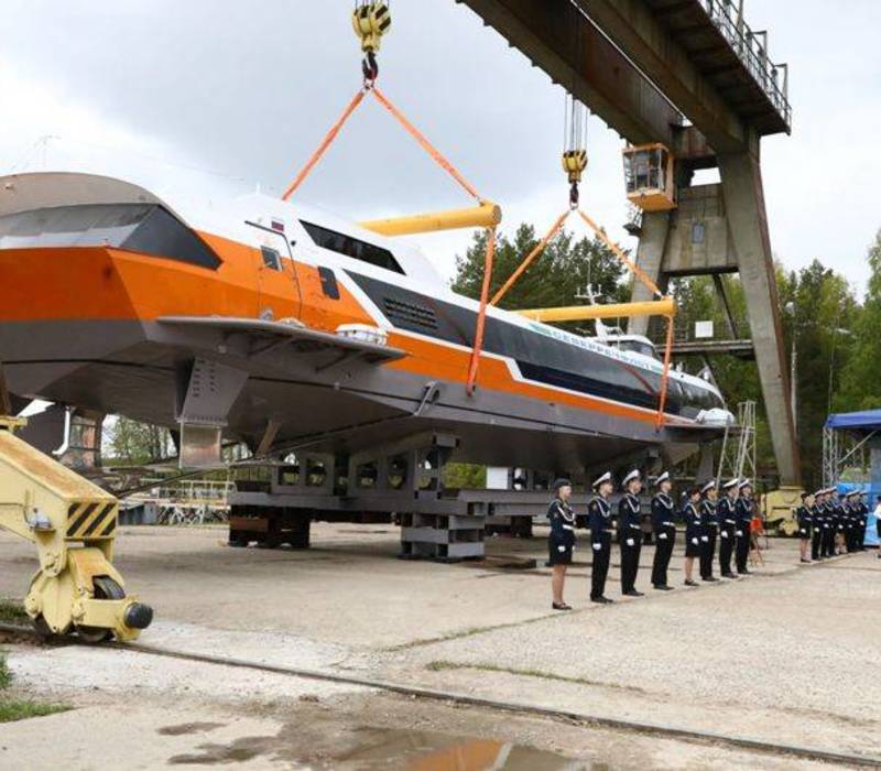 Второй «Метеор 120Р» спустили на воду в Нижегородской области