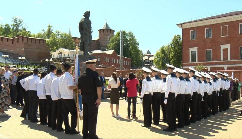 Нижегородцы отметили 350-ю годовщину со дня рождения Петра I и День судостроителя