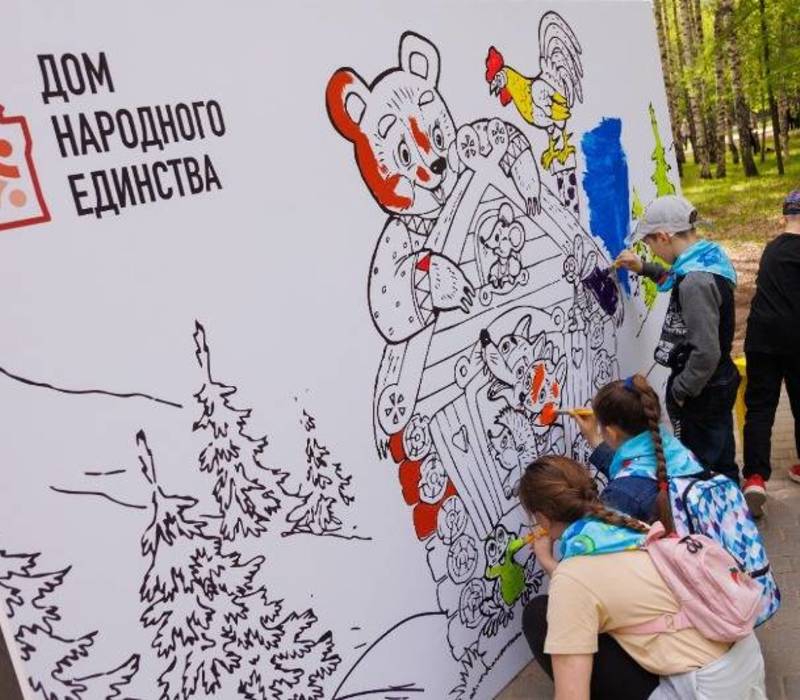 Дом народного единства выступил организатором и партнером детских праздников в Нижнем Новгороде