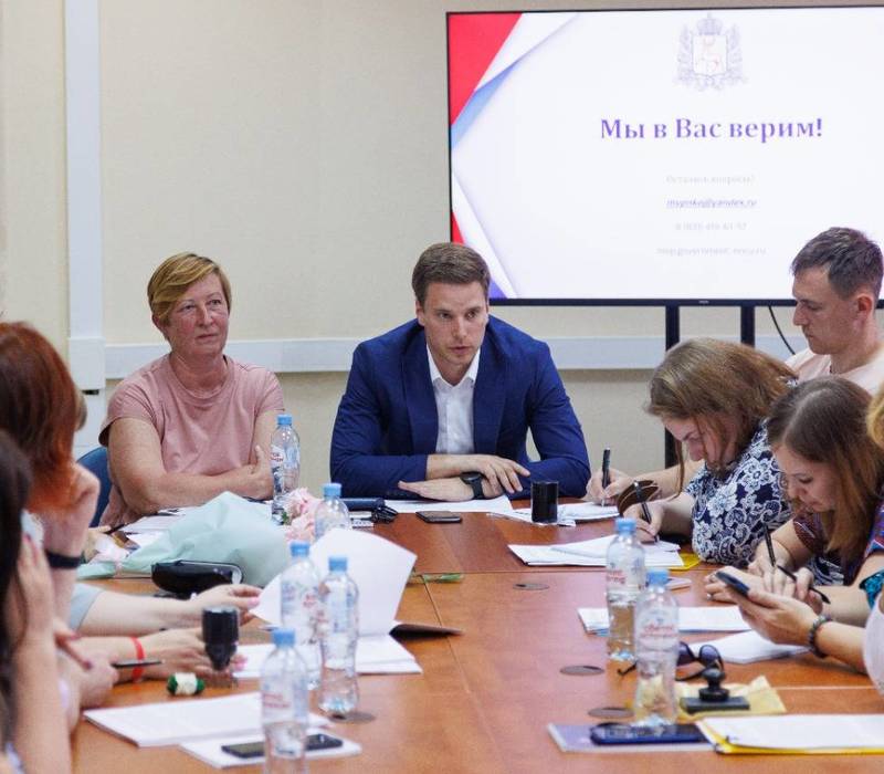Руководители нижегородских НКО заключили соглашения о предоставлении грантов из областного бюджета
