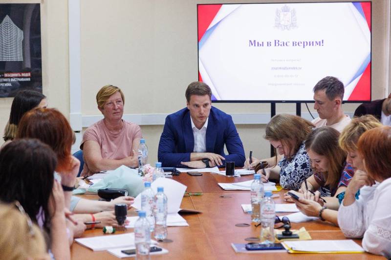 Руководители нижегородских НКО заключили соглашения о предоставлении грантов из областного бюджета