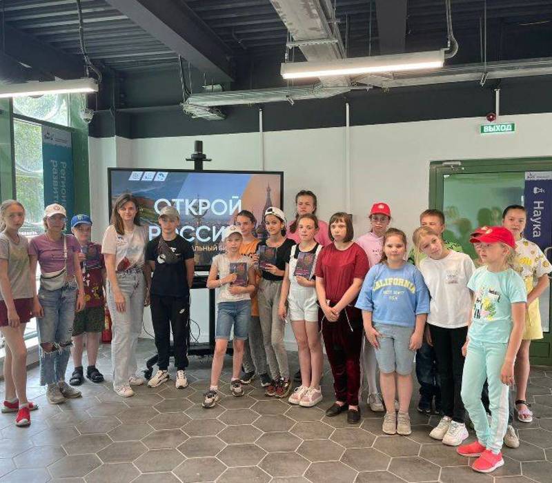 Более 50 детей приняло участие в интеллектуальном биатлоне «Открой Россию»
