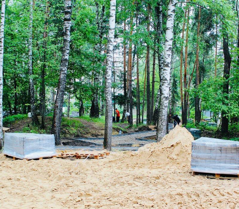 В Выксе благоустраивают сквер в рамках нацпроекта «Жилье и городская среда»