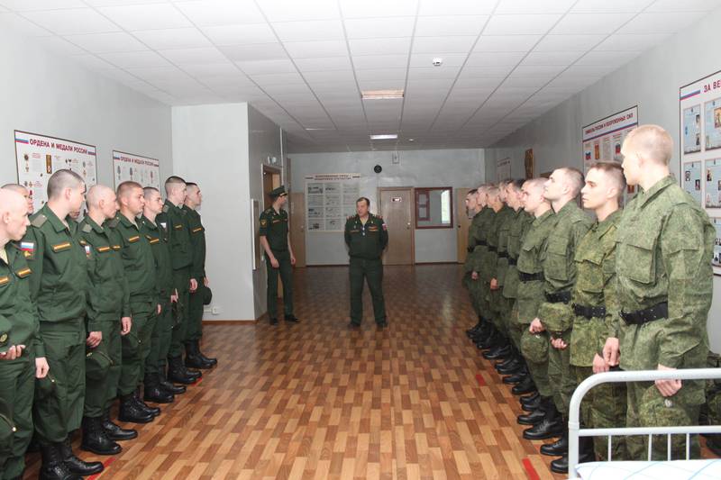 26 нижегородских призывников отправлены для прохождения службы в Президентский и Семеновский полки