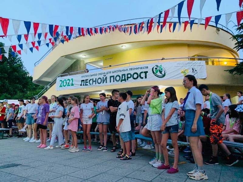 Ребята из школьных лесничеств Нижегородской области отправились в «Орленок» по программе Рослесхоза «Лесной подрост»