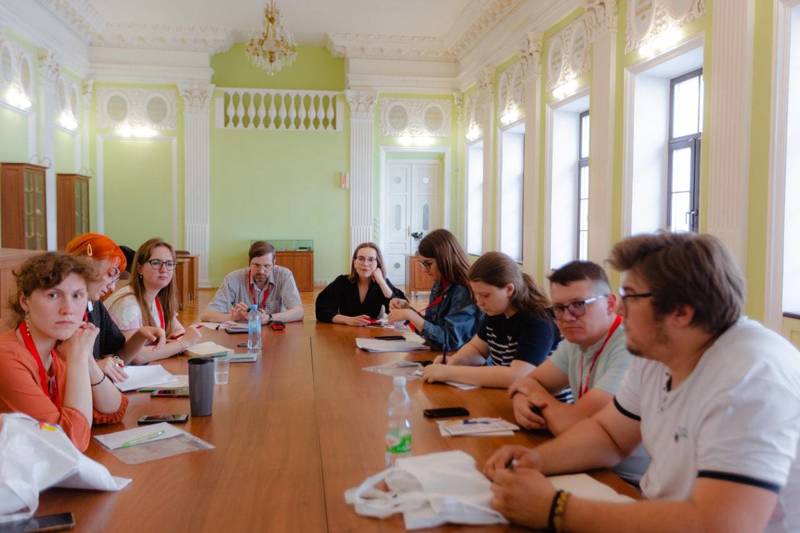 В Нижнем Новгороде завершила работу первая межрегиональная литературная мастерская