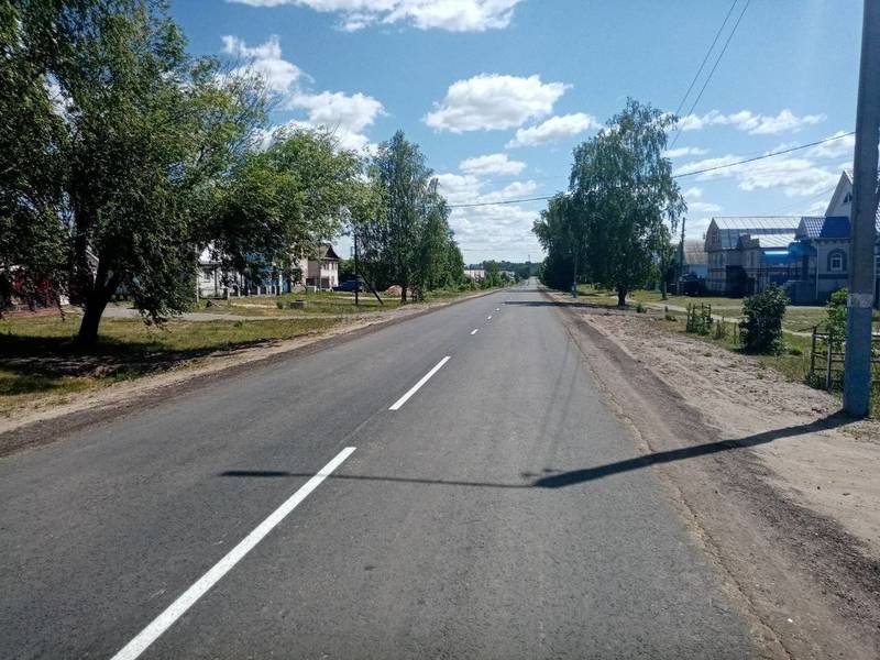 В рабочем поселке Вознесенское отремонтировали 2,1 км одной из центральных дорог 