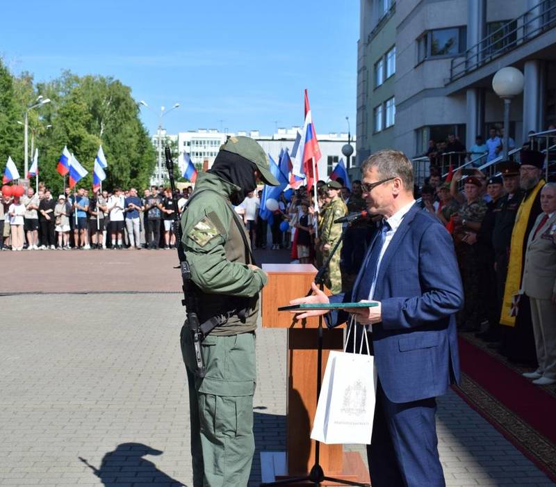 Сотрудники Росгвардии вернулись домой после выполнения задач во время спецоперации