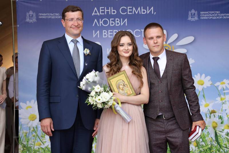 Глеб Никитин: «День семьи, любви и верности символизирует традиционные ценности, на которые опирается развитие нашей страны» 