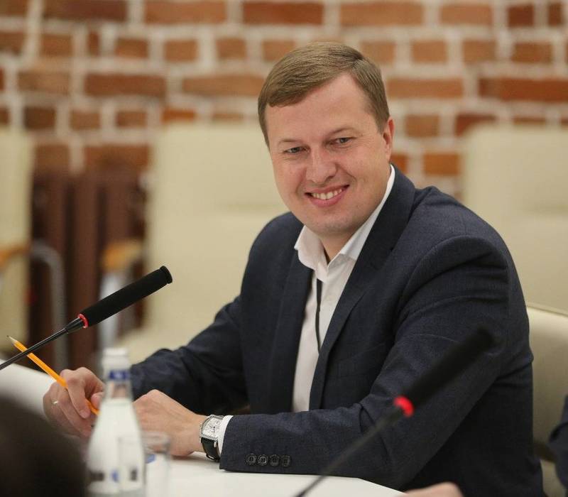 Сергей Бочаров вошел в состав комиссии по вопросам госслужбы при президенте
