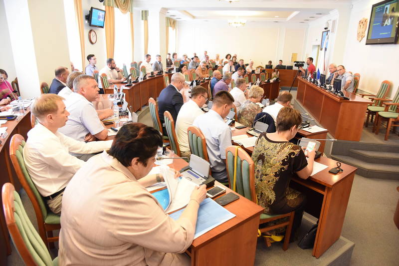Доходы и расходы областного бюджета на 2022 год планируется увеличить более чем на 5 млрд рублей