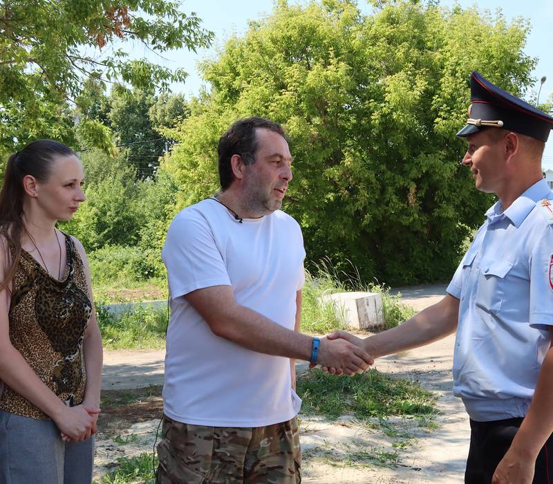 В Нижегородской области полицейский спас тонущего подростка