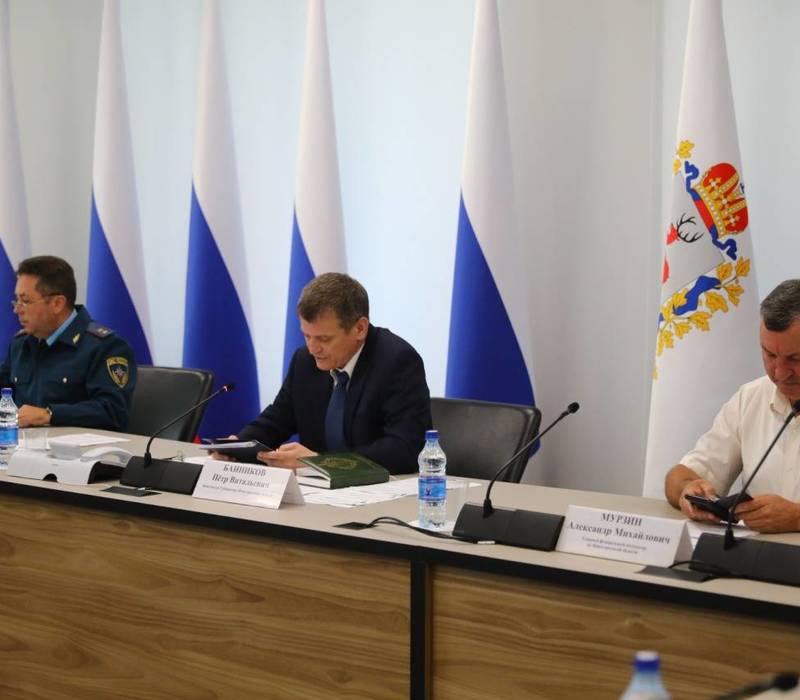 Петр Банников провел заседание комиссии по предупреждению и ликвидации ЧС и обеспечению пожарной безопасности Нижегородской области