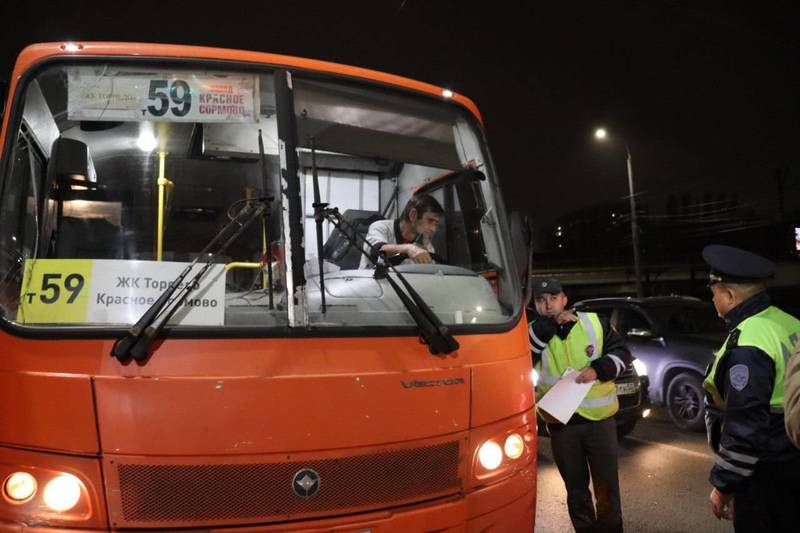 В Нижнем Новгороде прошел рейд по контролю за работой общественного транспорта в вечернее время 