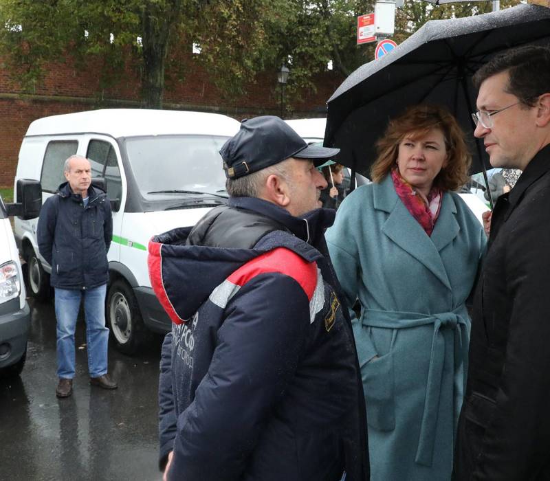 Глеб Никитин передал 46 новых автомобилей «Соболь» медицинским организациям города и области