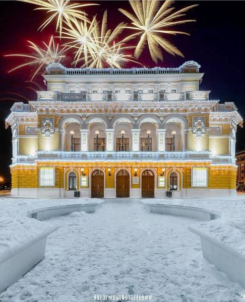 Нижегородские театры приглашают в новогодние каникулы жителей и гостей города на спектакли 