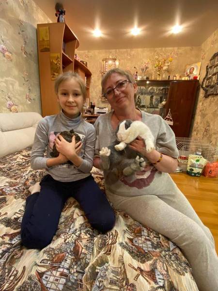 В доме только девочки. Даже Блинчик женского рода...